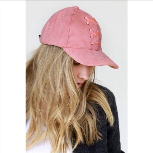 So cute!! 💕🌺💋 Velvet Lace Up Faux Suede Cap - Picture 5 of 8